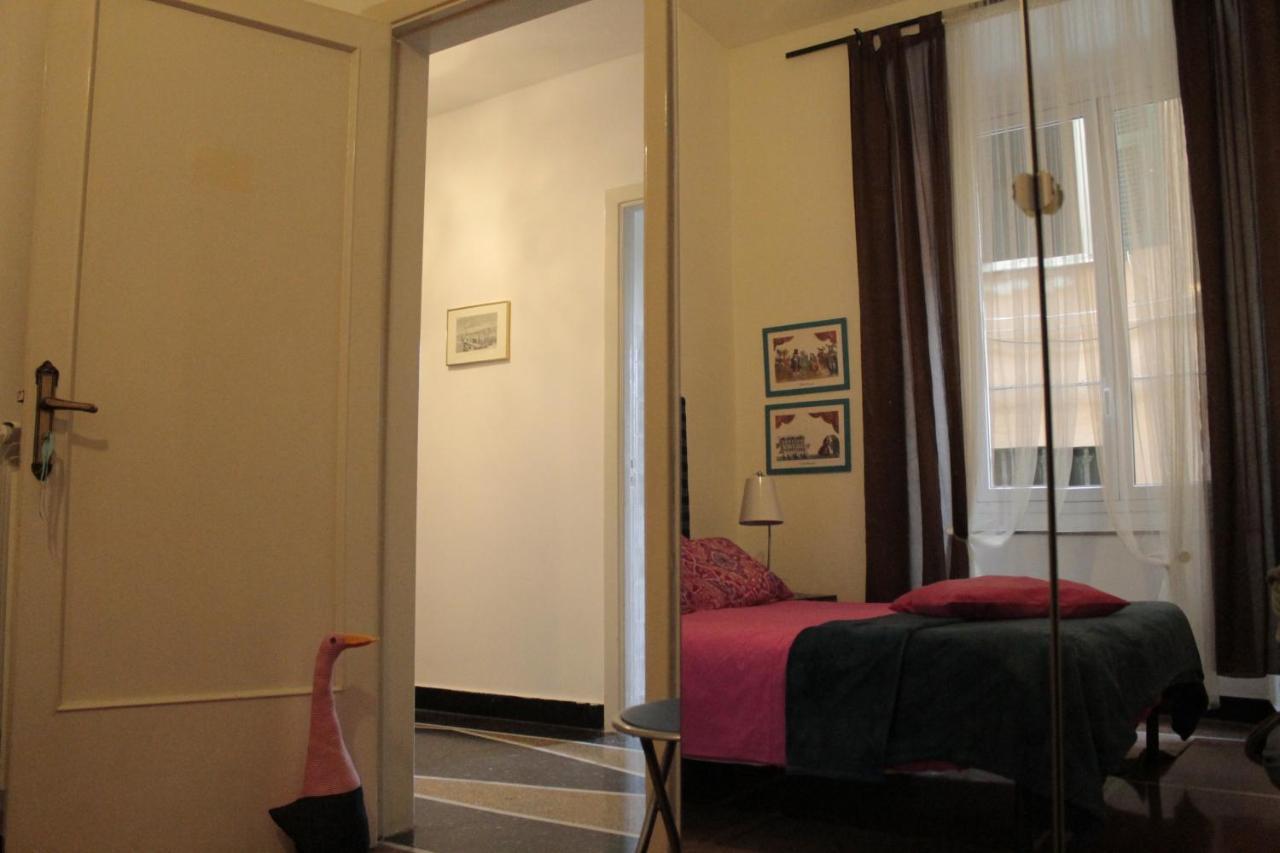 Rooms 18A Genoa Luaran gambar