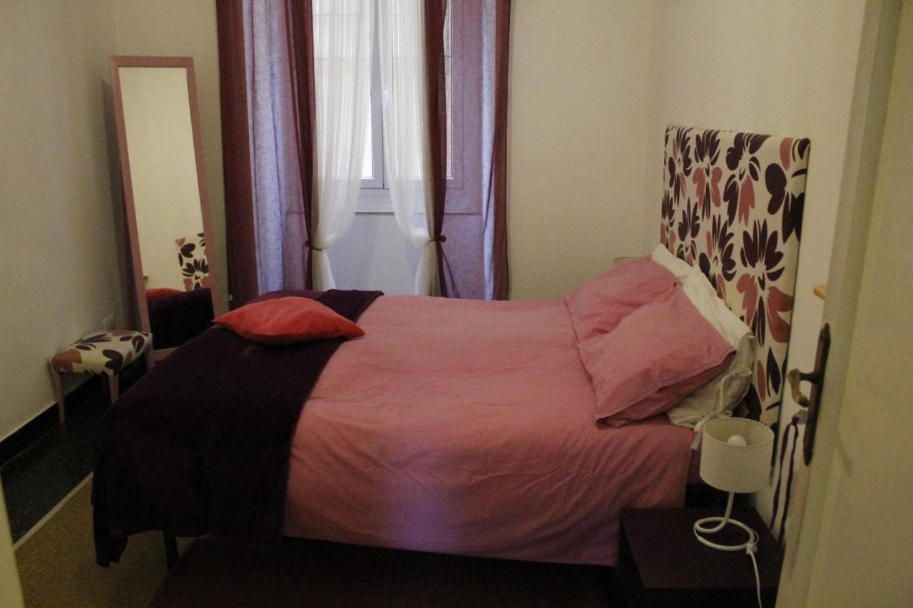 Rooms 18A Genoa Luaran gambar