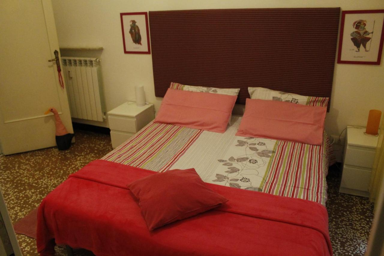 Rooms 18A Genoa Luaran gambar