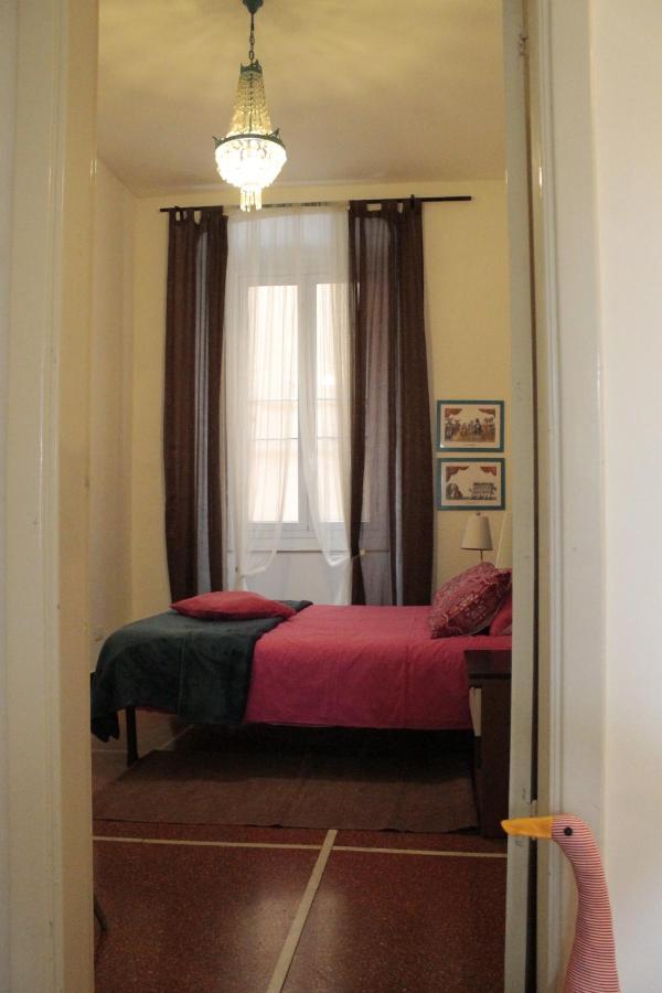Rooms 18A Genoa Luaran gambar