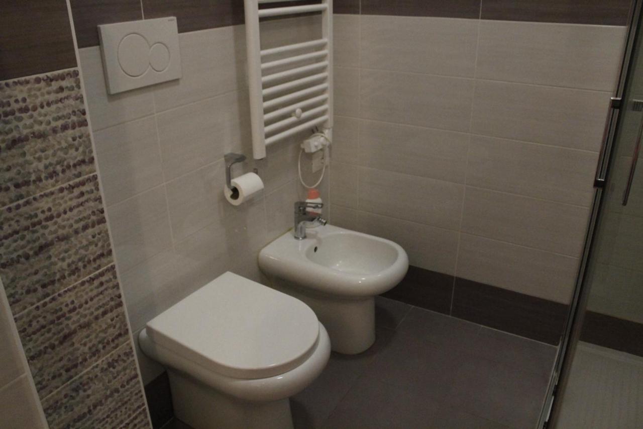 Rooms 18A Genoa Luaran gambar