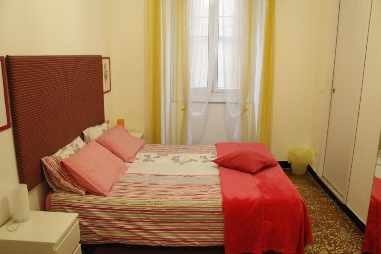 Rooms 18A Genoa Luaran gambar