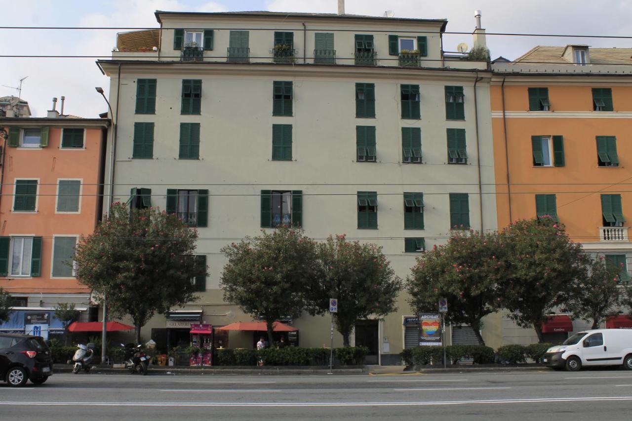 Rooms 18A Genoa Luaran gambar