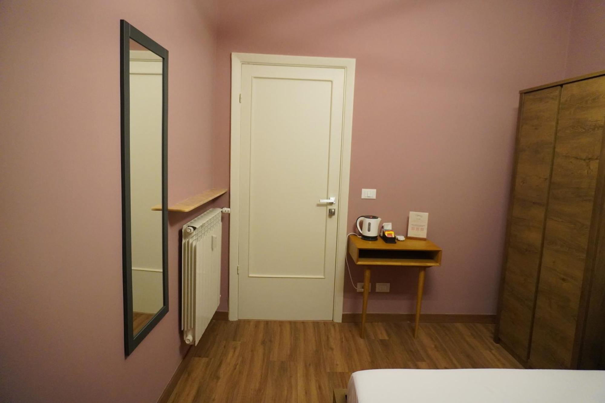 Rooms 18A Genoa Luaran gambar